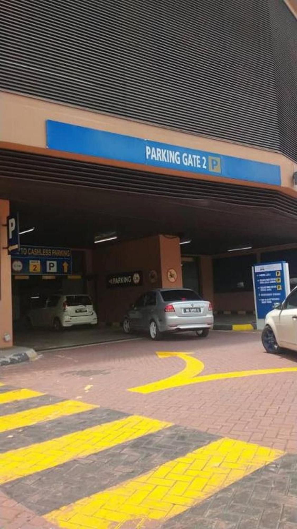 Apartemen Famous Service Times Square Kl Kuala Lumpur