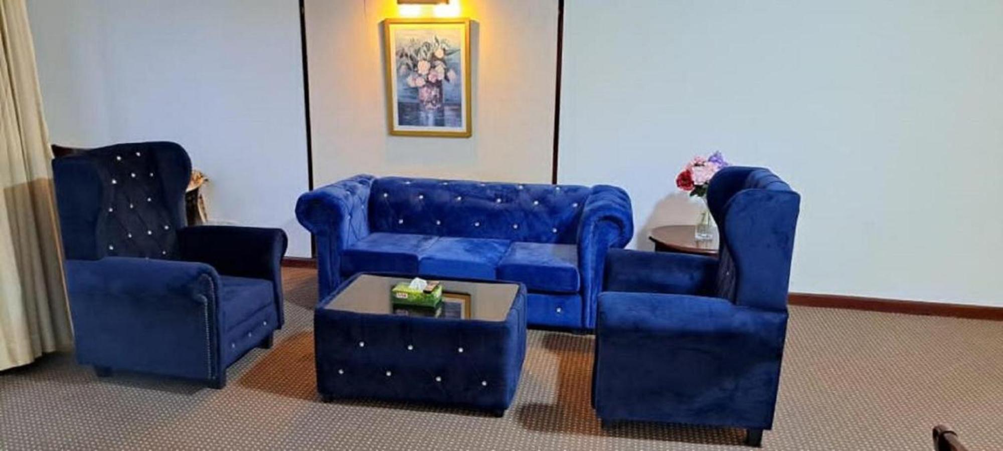 Apartemen Famous Service Times Square Kl *